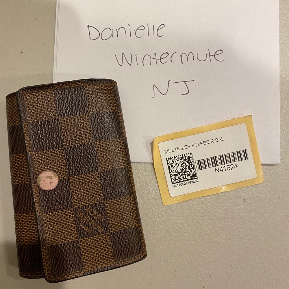 Louis Vuitton Damier Key Holder